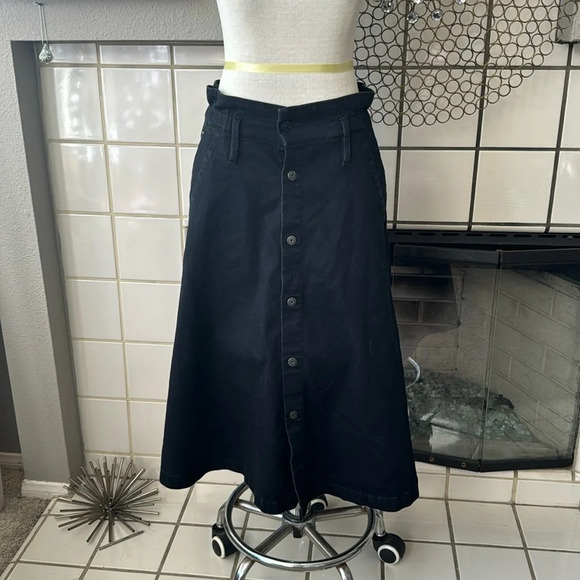 G star Raw midi stretch black button and snaps  down skirt size 27 - Picture 1 of 9